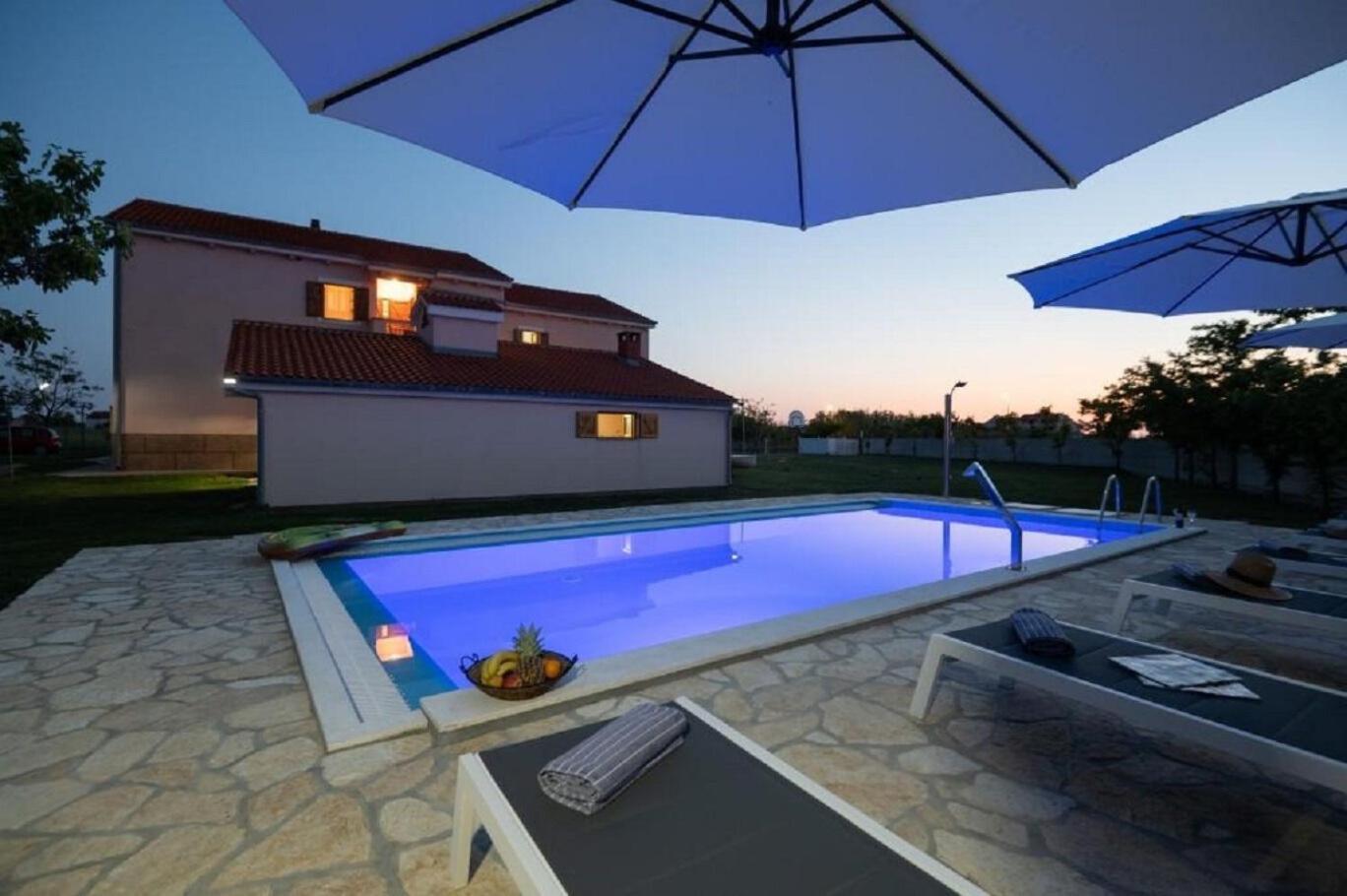Apartments Armitage Privlaka  Esterno foto